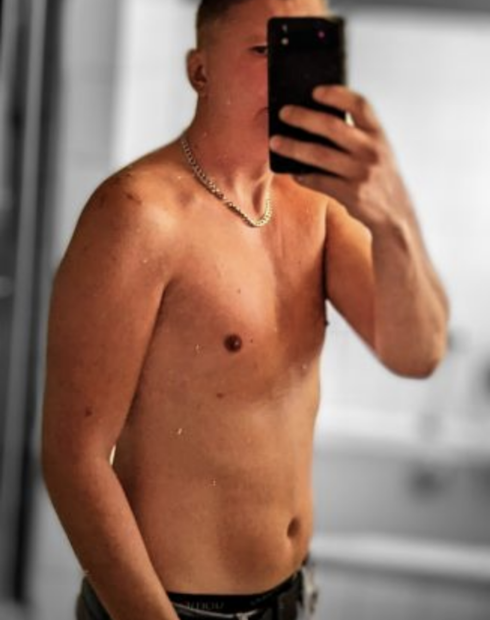 nonobby87 offline XXX-chatje