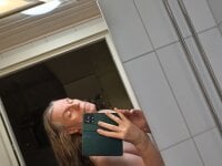 mixuman101's webcam live show