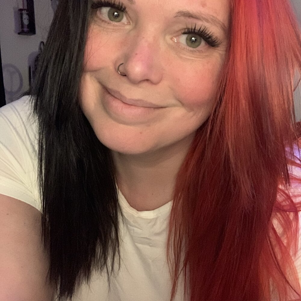 voorheesgirl's Offline XXX Chat