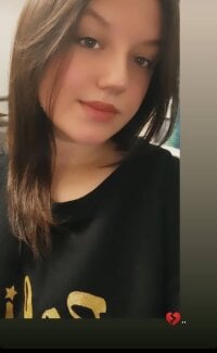Galina1989's Offline Chat Room