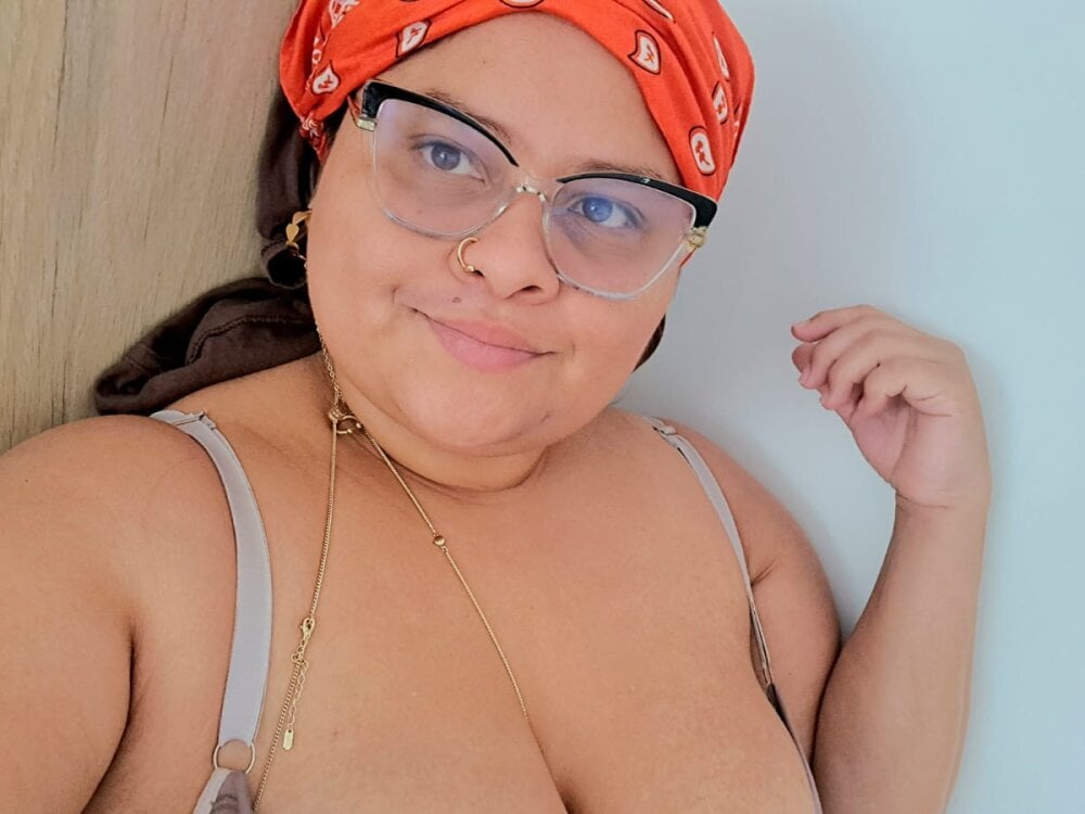 sleekcams.com divalubol livesex profile in usajapankoreaeurope cams
