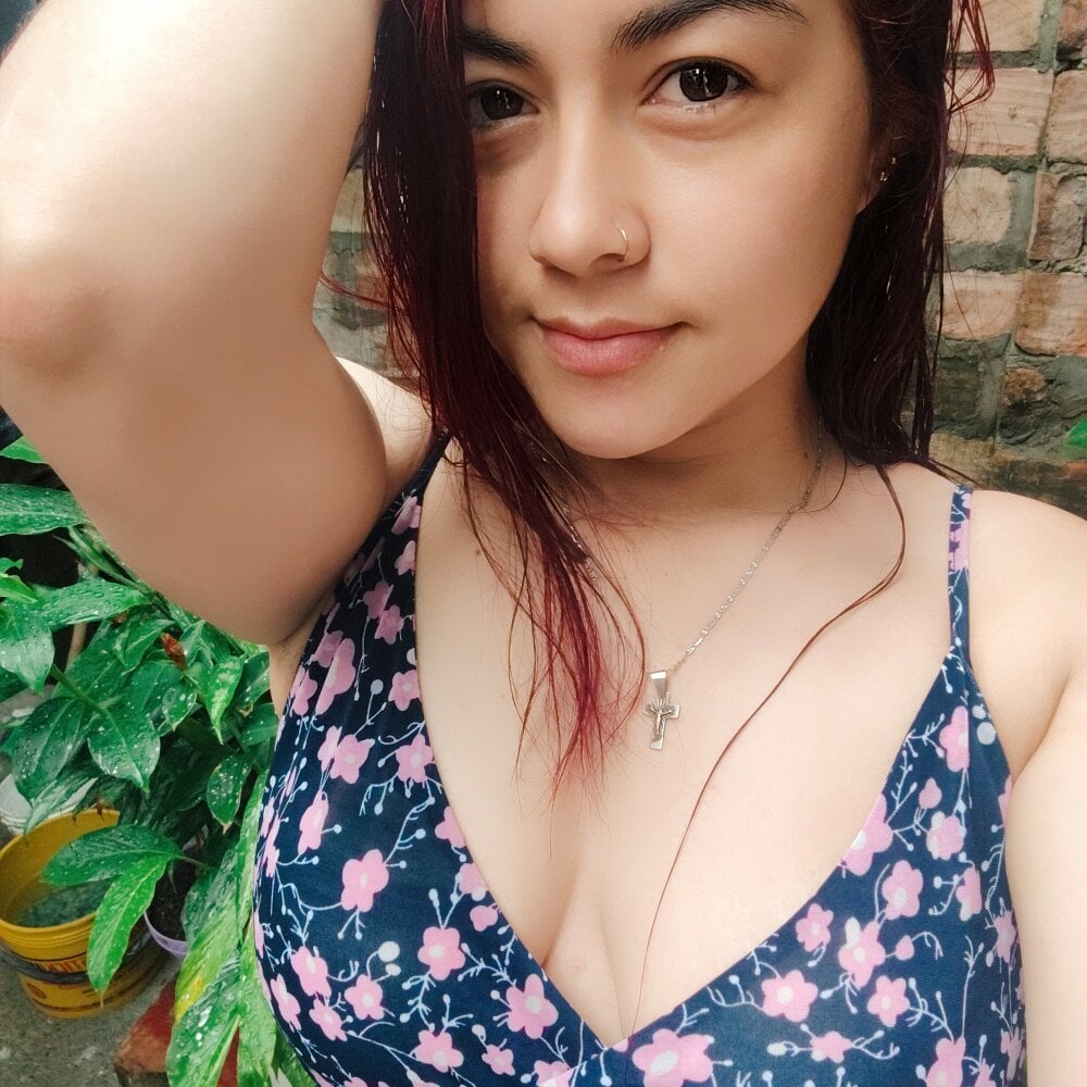 rudecam.live thalassa_diosa livesex profile in co cams