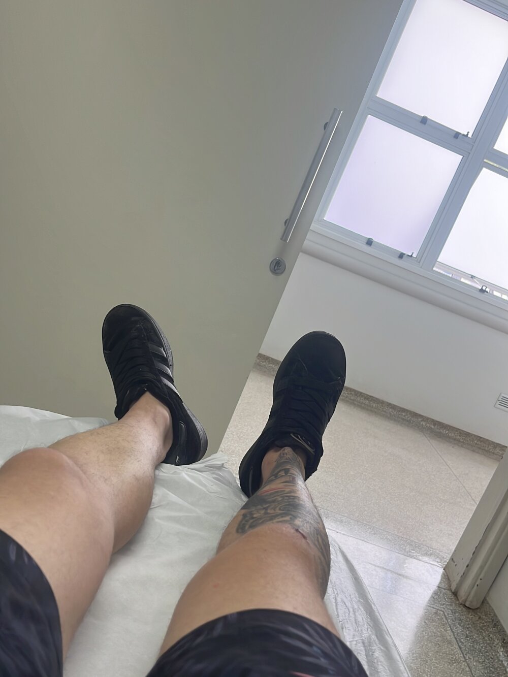 welluan20's Offline XXX Chat