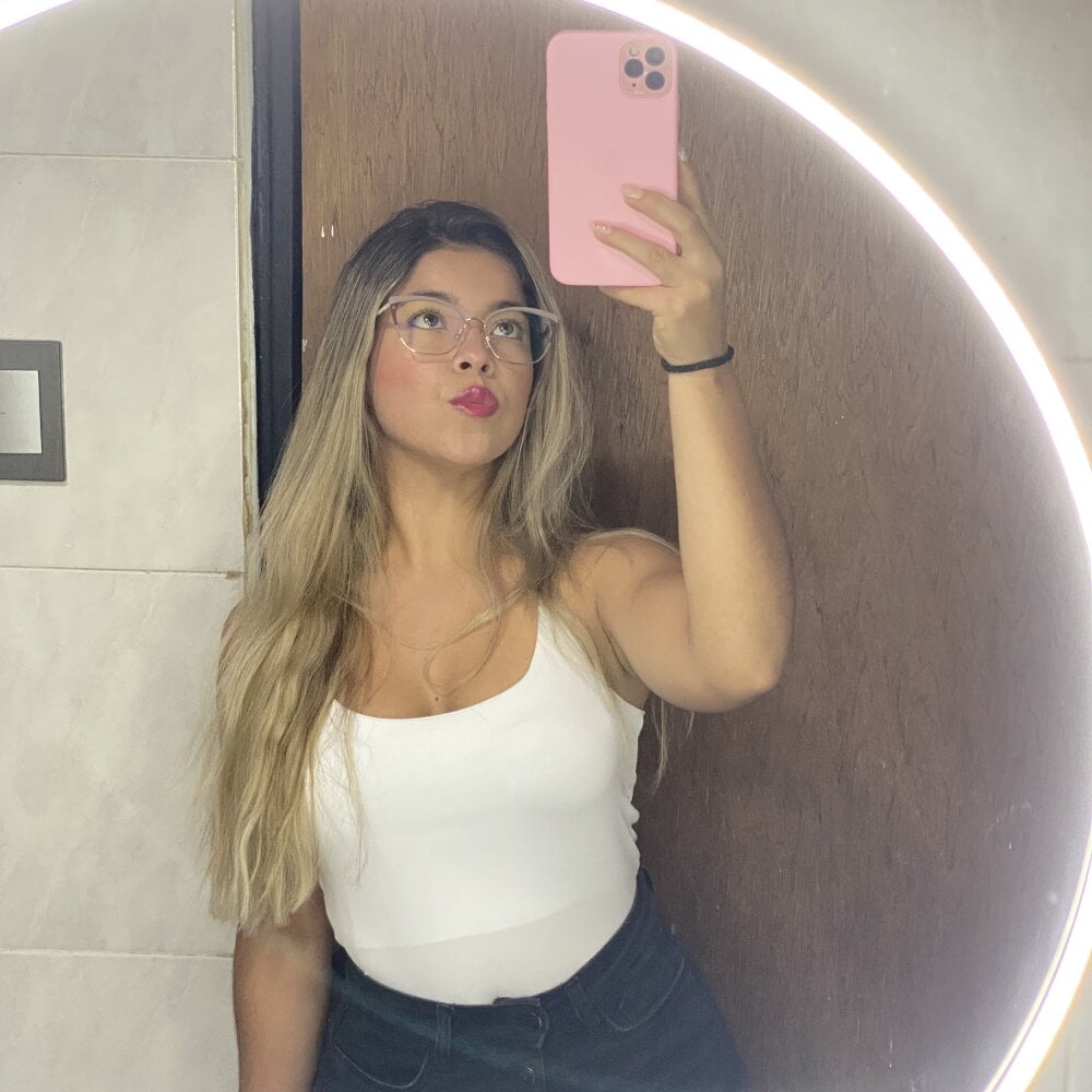 emma_sex10 profile