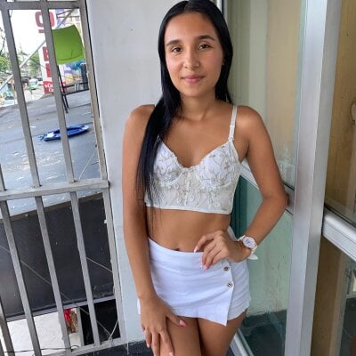 Scarlett-Petite Avatar