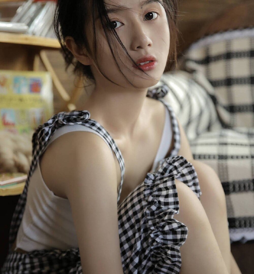 Annao_'s most recent online preview
