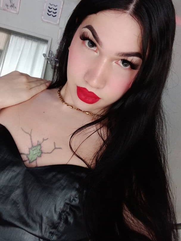 micaela_444 profile
