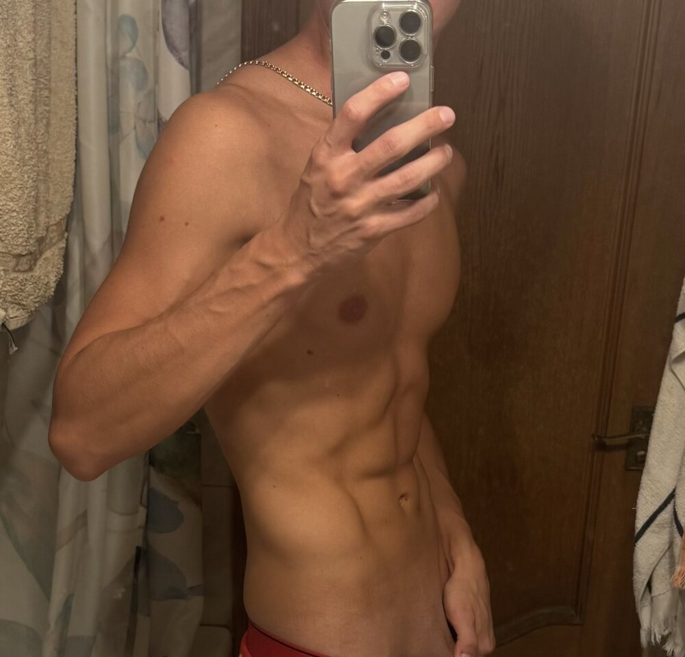 SweetGayBoy's most recent online preview