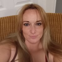 joyhames4's Offline XXX Chat