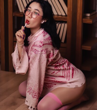 yuki_tyan from stripchat