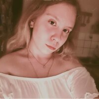 Fanta_girl's Offline Chat Room