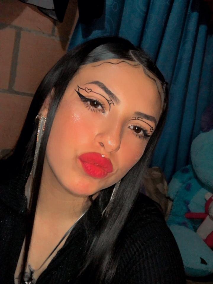 Mia_Violet_ Free Live Webcam Show & XXX Chat | xHamsterLive