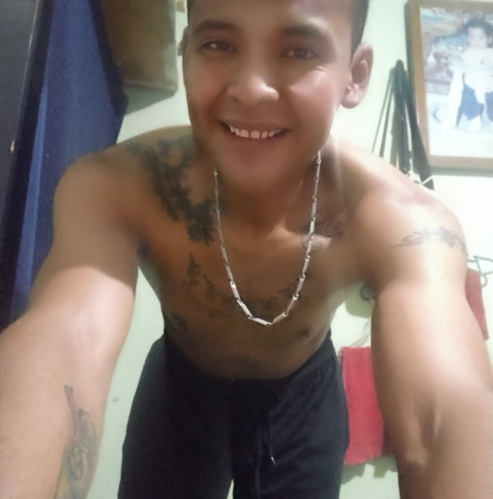 negro69xxxNaucalpan live cam model at StripChat