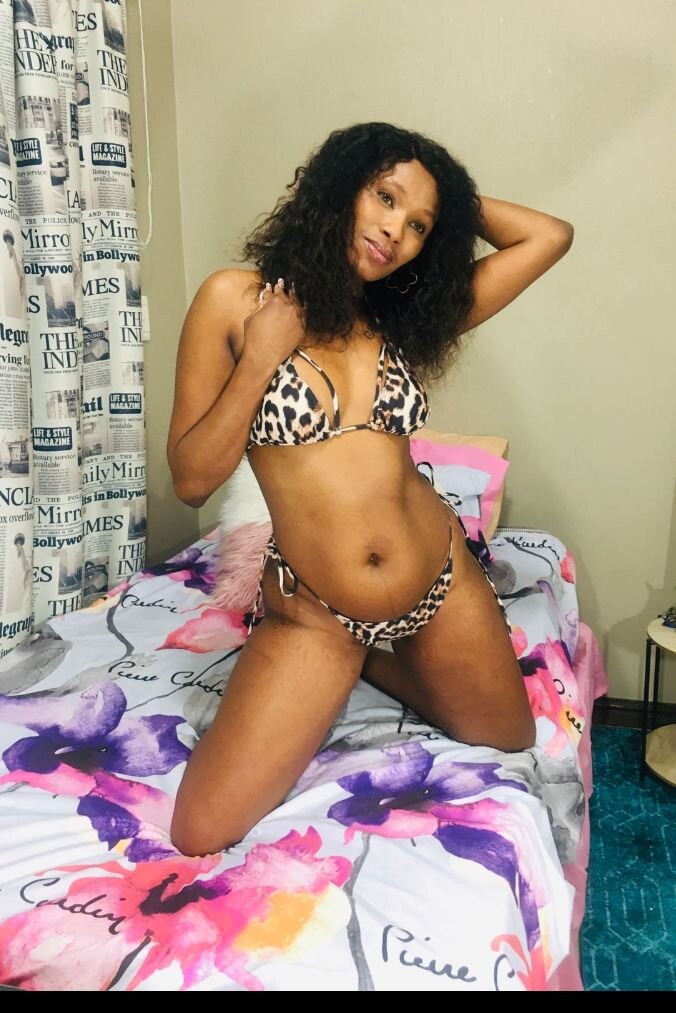 KinkyAnglexx28
