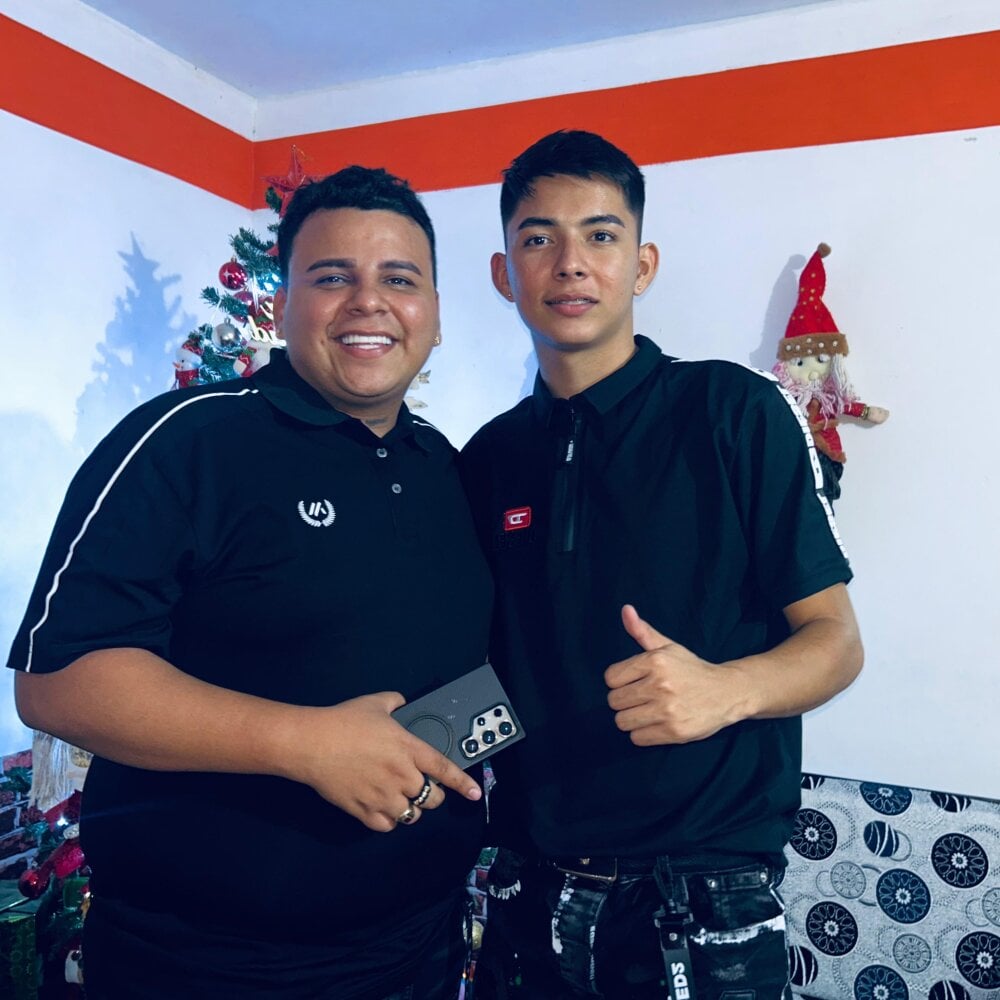 Bleessexx's Offline XXX Chat