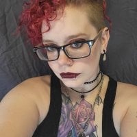 Nerd_Queen's Offline Chat Room