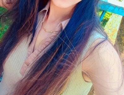 sanu_sana from stripchat