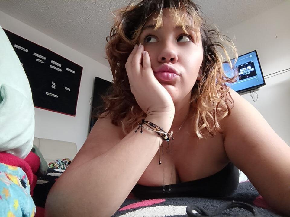 Aiimee_hills