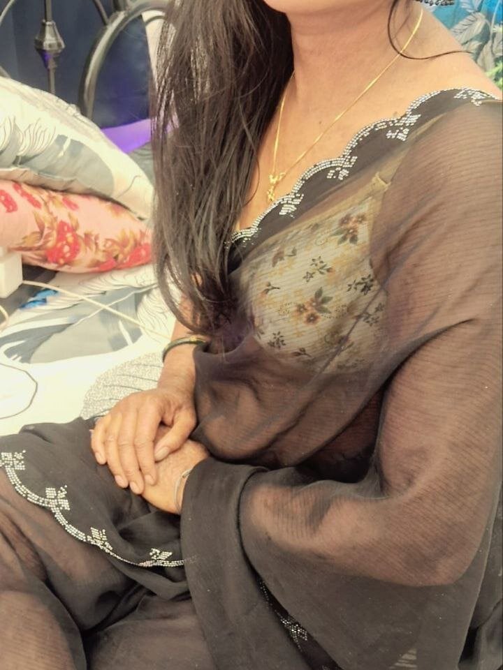 onaircams.com sexy-mahi_ livesex profile in india cams