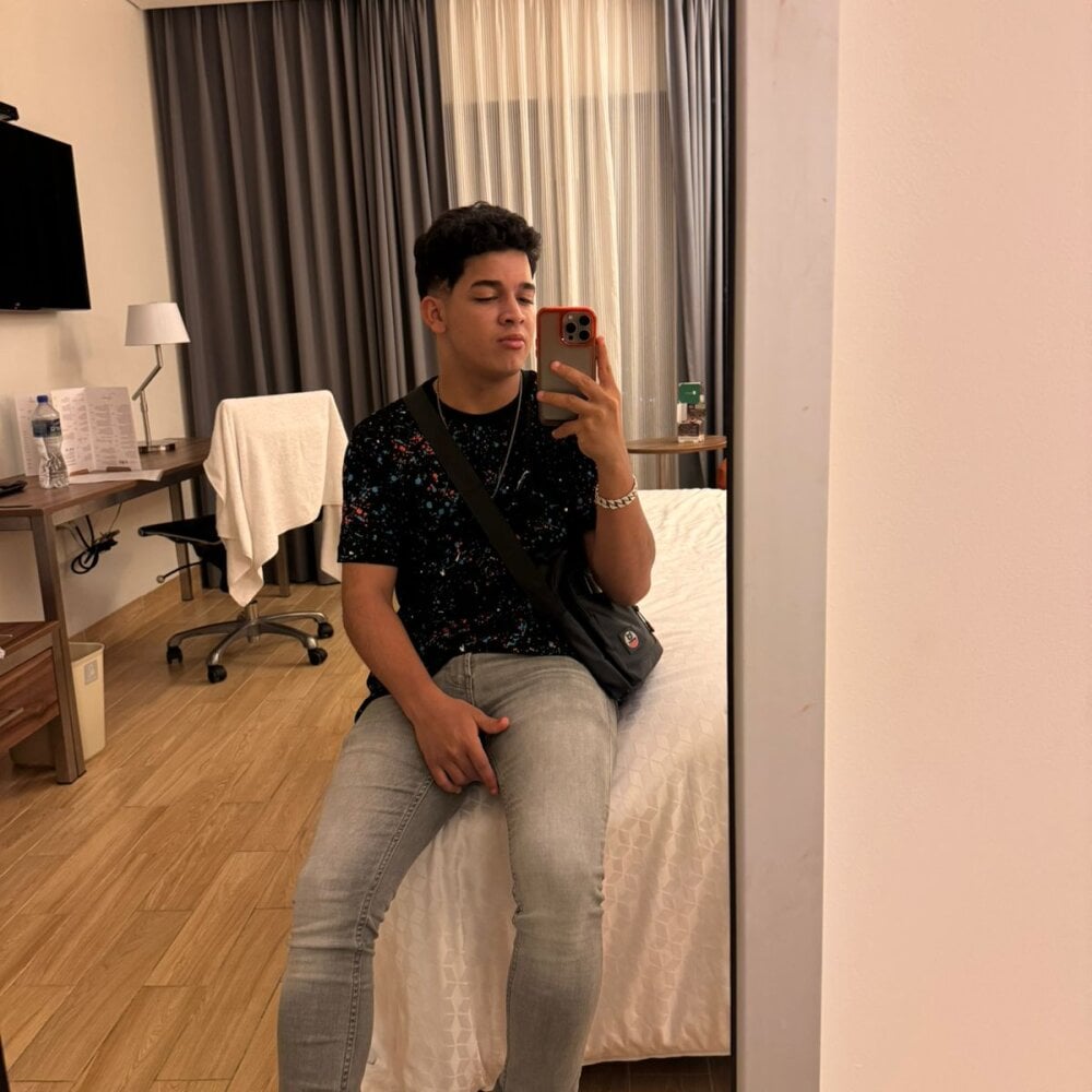littledavid_1 from stripchat