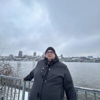 comander82@xh's Offline Chat Room