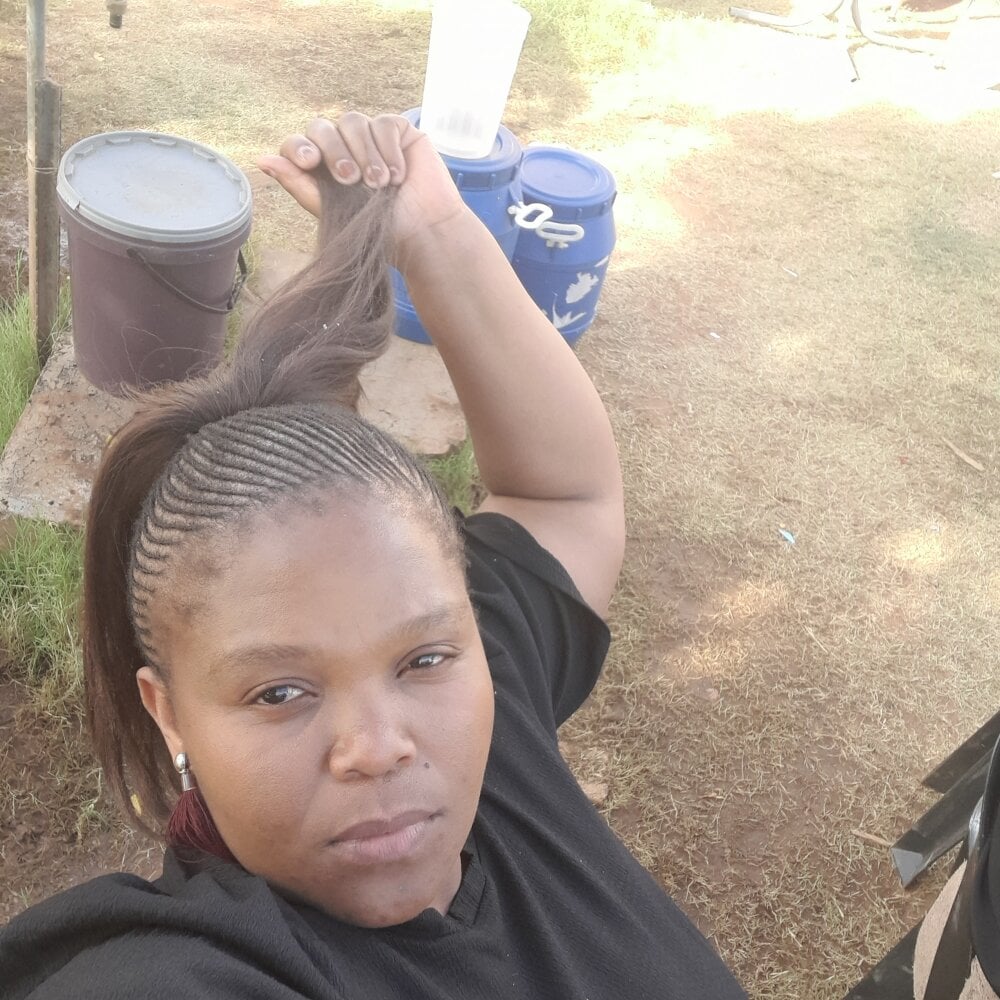 stripchat maleberish webcam profile pic via lesbianlivesexcams.com