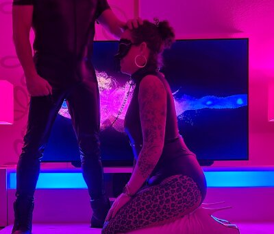CrazyFetishCouple 🌗 live show
