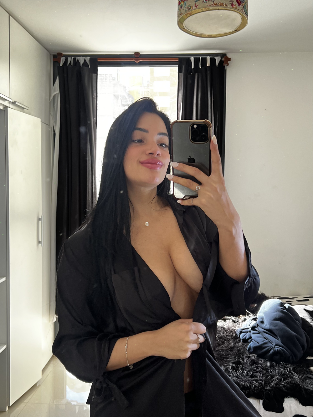 elivecams.com nancyely livesex profile in mix cams