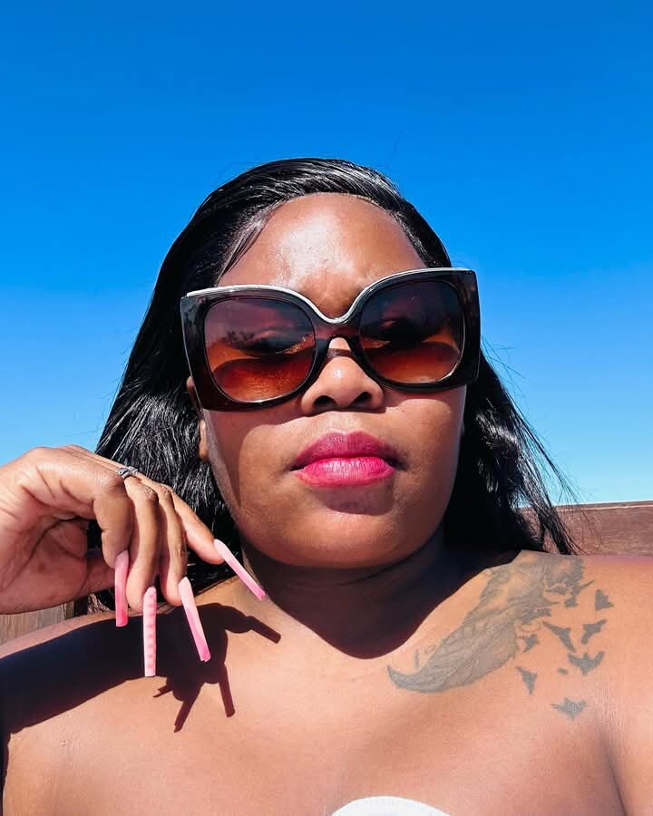 Real1SexySweetQueen1