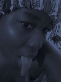 blackhipsyassy's Offline XXX Chat