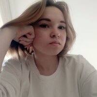 ElwynaBasil's Offline Chat Room