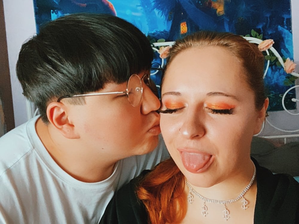 chubby_couple 离线聊天室