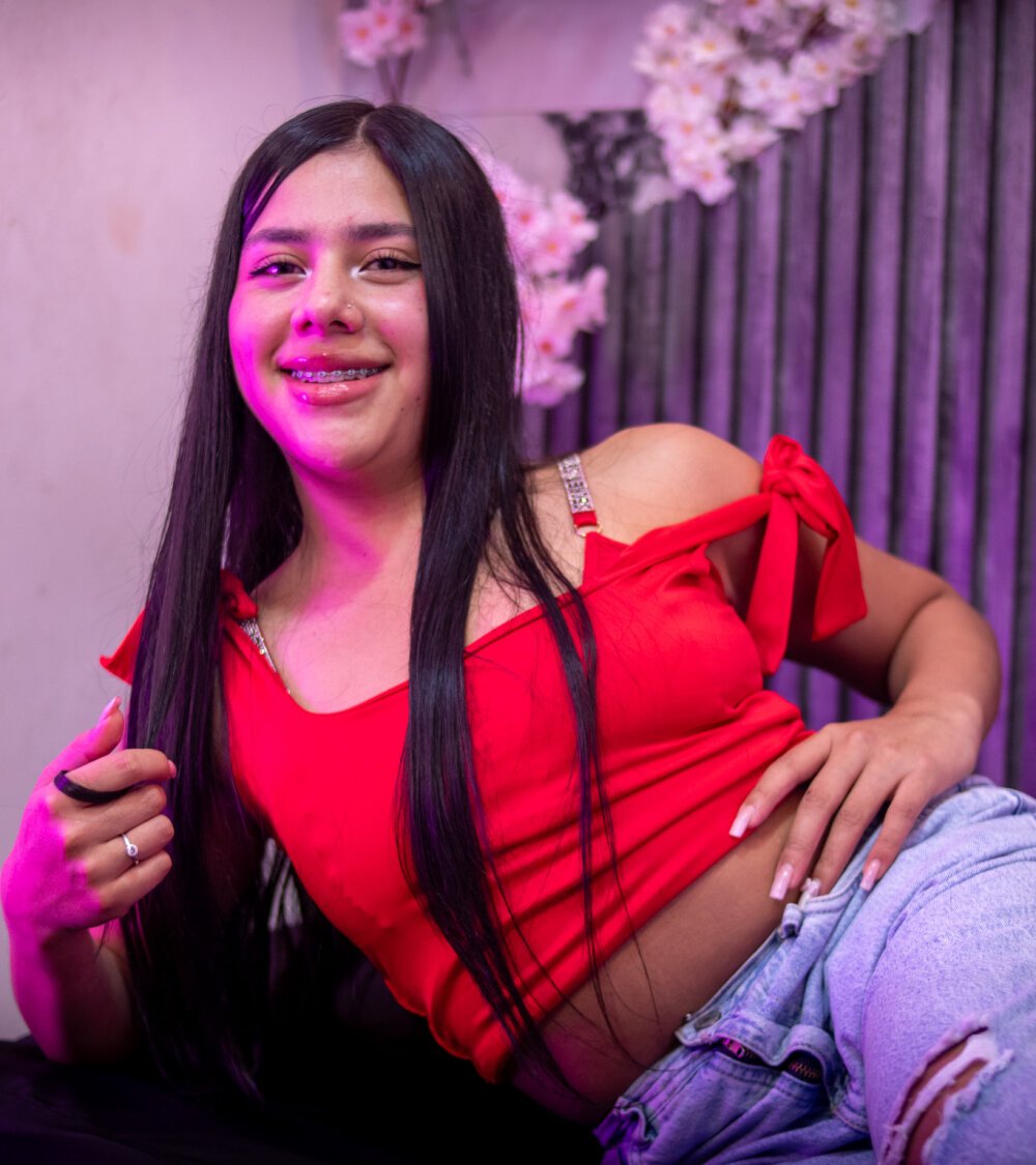 Lory_Bonny's Offline XXX Chat