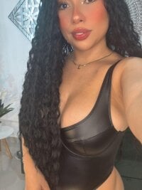 MilaVelvet_ Webcam Show