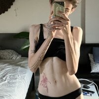 sadetuiningaa's webcam live show