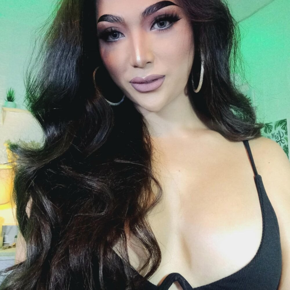 ValeriaHelaby profile