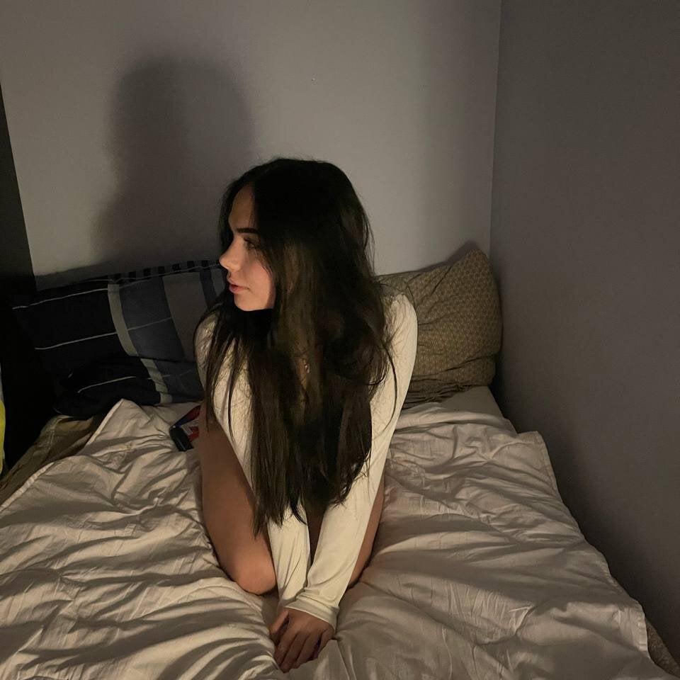 elivecams.com karosweet69 livesex profile in caucasian cams