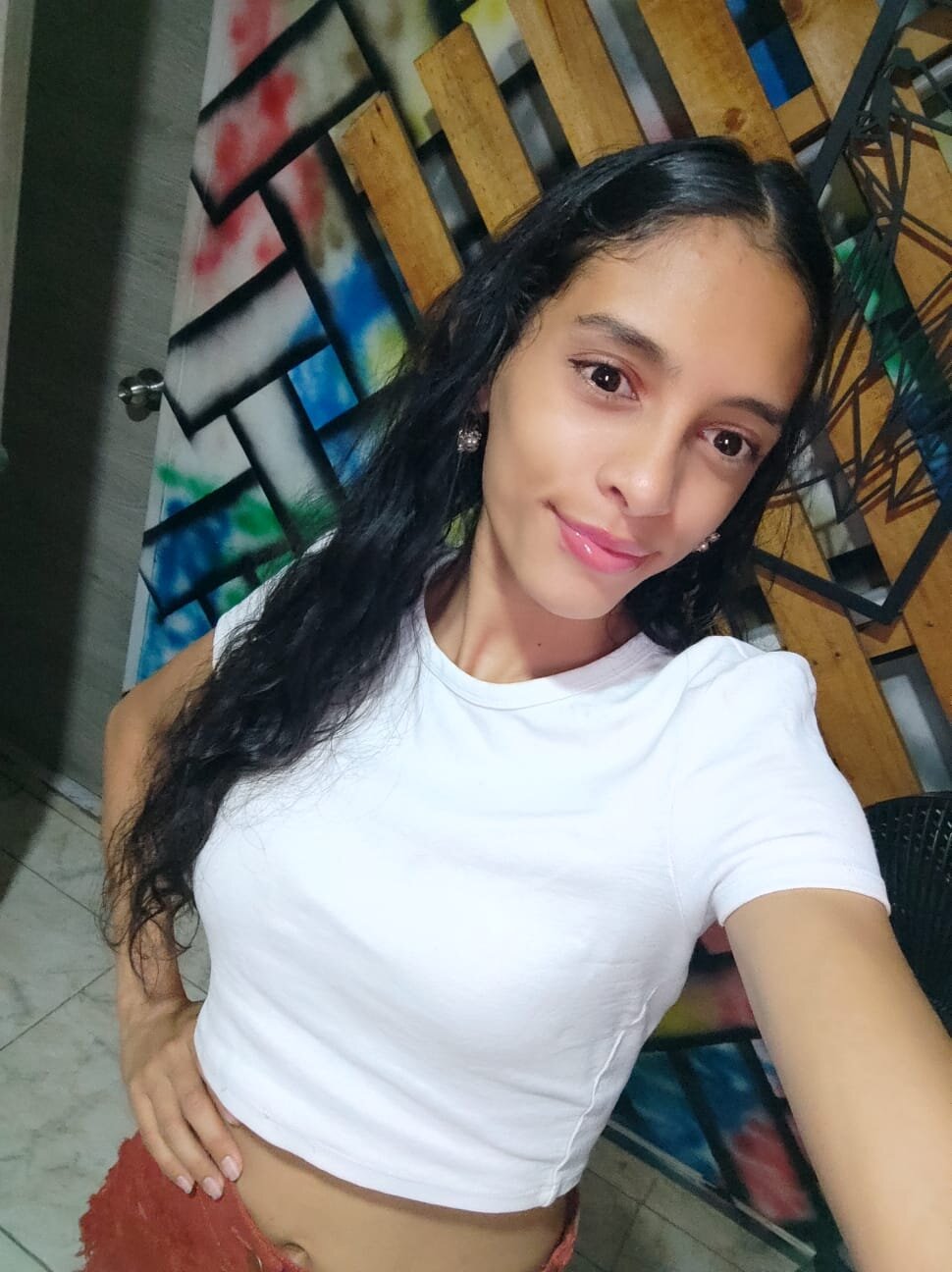 Girl-laura18