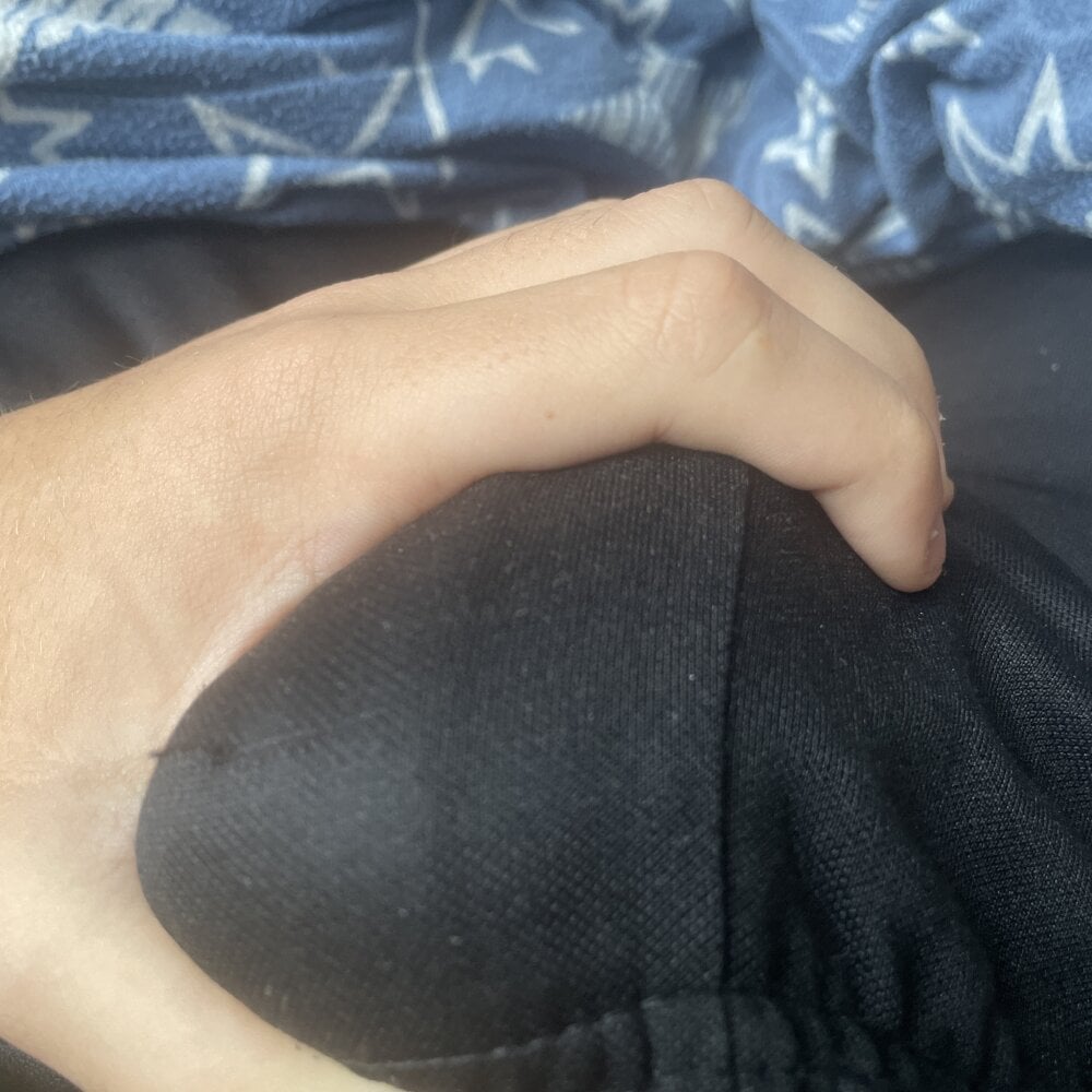 logus9999 from stripchat