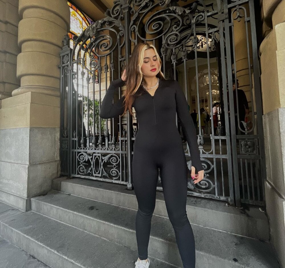 Julinha2403 profile
