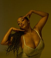 anahi_ryan_ Adlı Modelin Canlı XXX Sohbeti