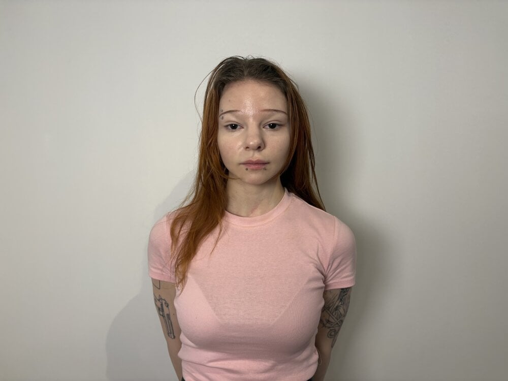 livesexr.com huerivas livesex profile in what-do-you-think-my-nationality-is cams