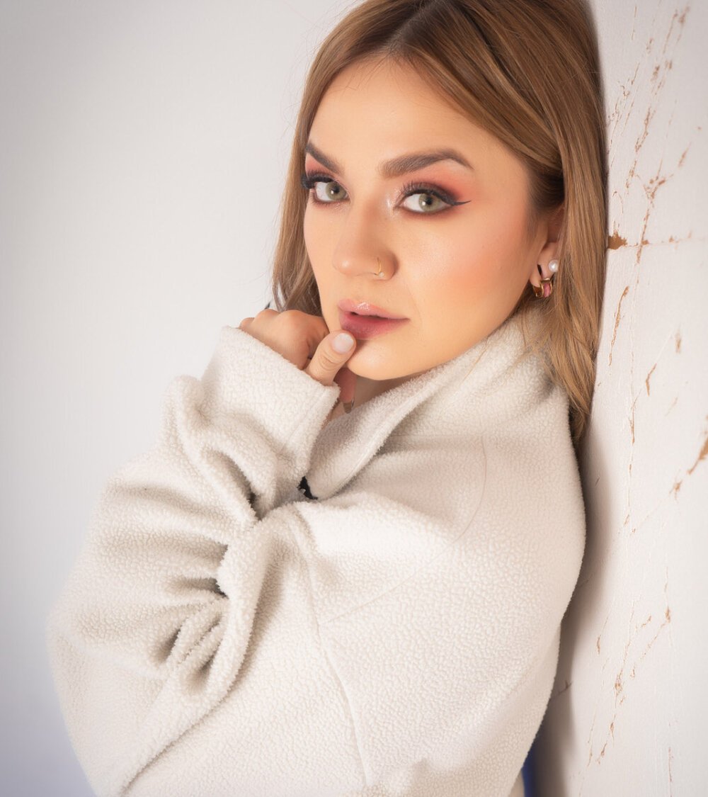 KataHot_ live cam model at StripChat