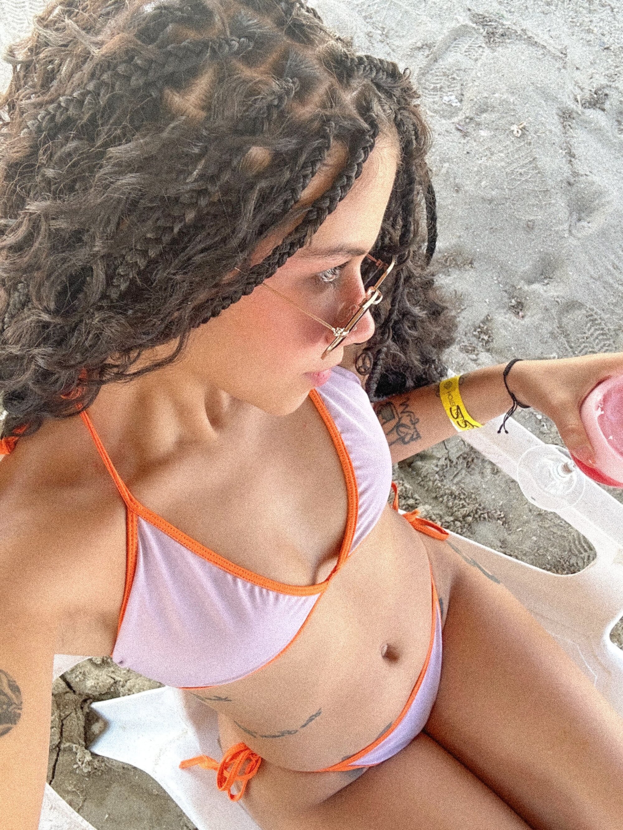 Ashleytravis__