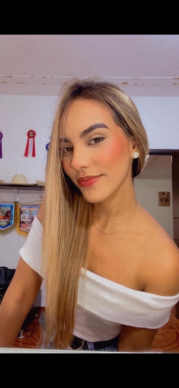 AlinaRose_