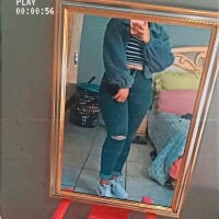 deekaypretty's Offline Chat Room
