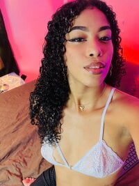 sasha_fox00's webcam live show