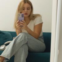 ZaraHigh's Offline XXX Chat