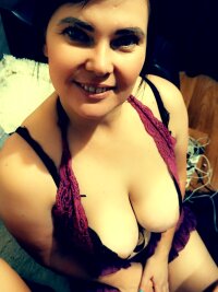 sweetpeash33's Live Sex Cam Show