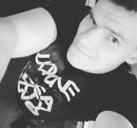 Scanning_Pointer's Offline Chat Room